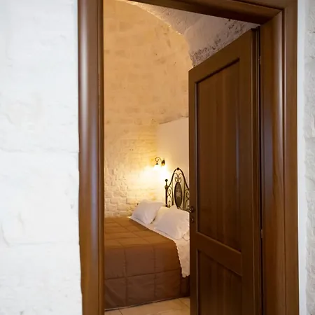 Trulli Magravi - Bed and Breakfast 2*