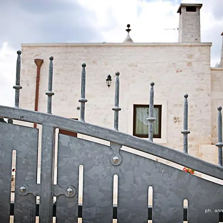 Trulli Magravi - Bed and Breakfast