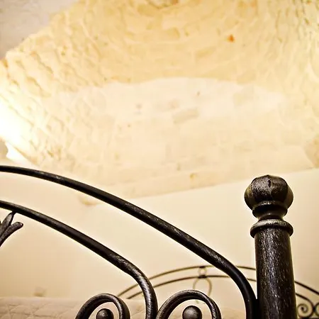 Trulli Magravi - 4* Αλμπερομπέλο