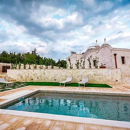 Trulli Magravì - Bed & Breakfast 4*