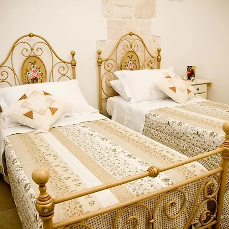 Bed & Breakfast Trulli Magravi - Alberobello