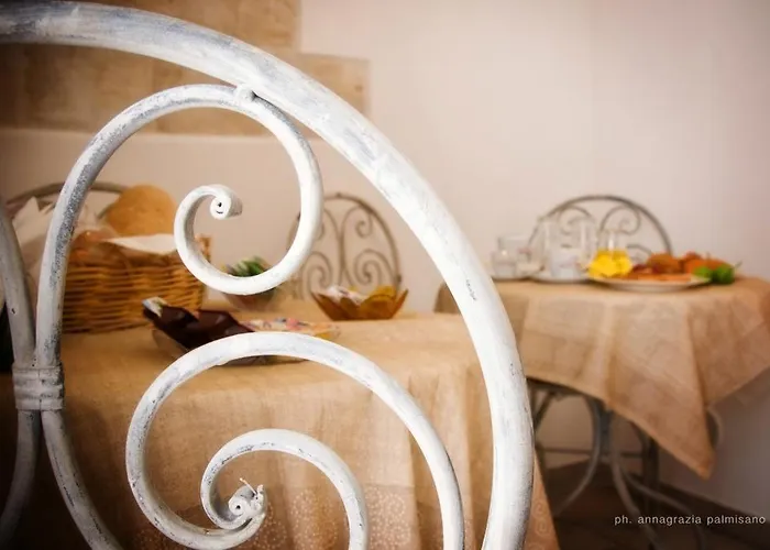 Couette-café Trulli Magravi - 4*