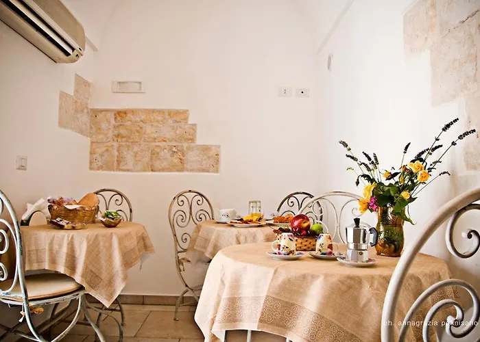 Trulli Magravi - Couette-café 4*